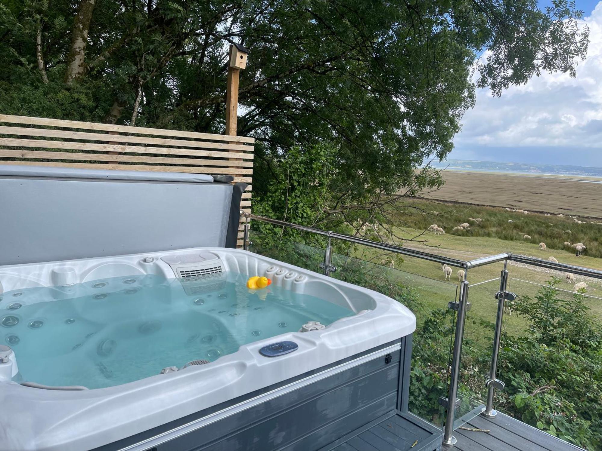 The Rhossili Bay Secret Villa สวอนซี ภายนอก รูปภาพ